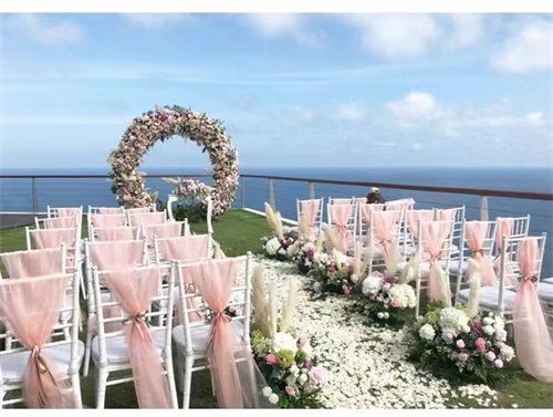 選擇什么材質的桌布比較好？